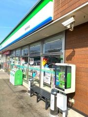 ファミリーマート　若林荒井店