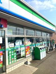 ファミリーマート　若林荒井店