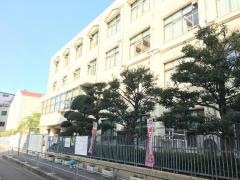 中津小学校