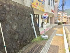 「立岩通り」バス停留所