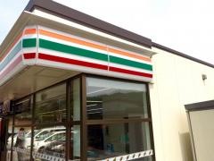 セブンイレブン 小海豊里店