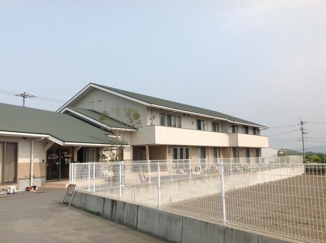 サービス付き高齢者向け住宅シンシア 施設外観