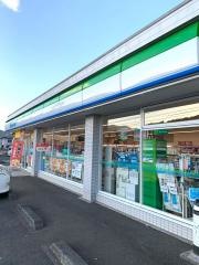 ファミリーマート　津山平福店