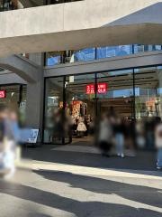 ユニクロ　ＴＯＫＹＯ