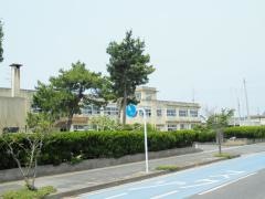 弓ケ浜小学校