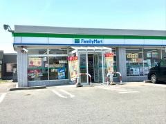 ファミリーマート　野辺地橋店