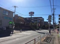 フォルクス　上野毛店