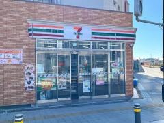 セブンイレブン　横浜二俣川駅南口店