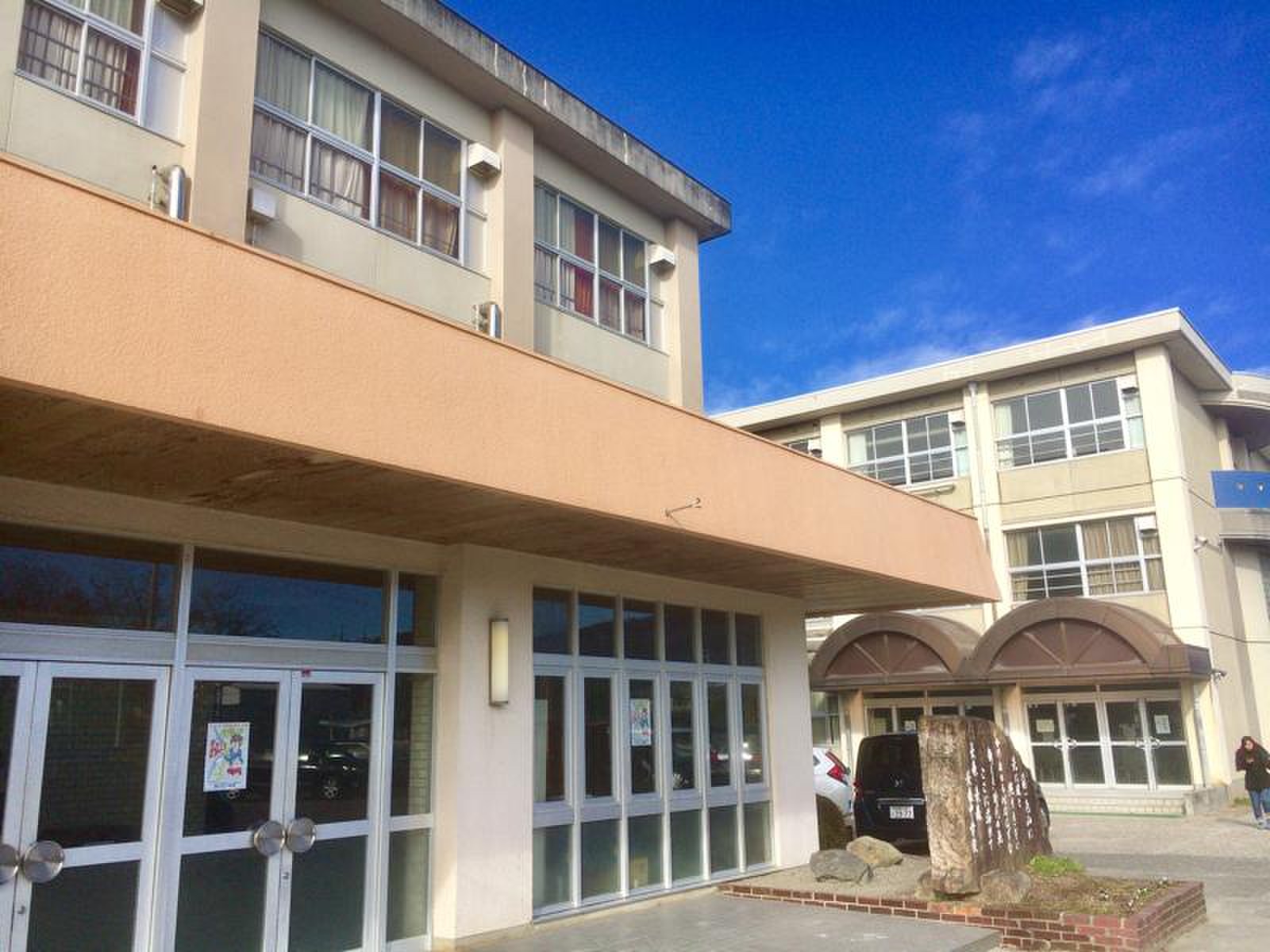 岐阜市立長森中学校の評判と進学実績｜制服改定や学区の真実を徹底解剖