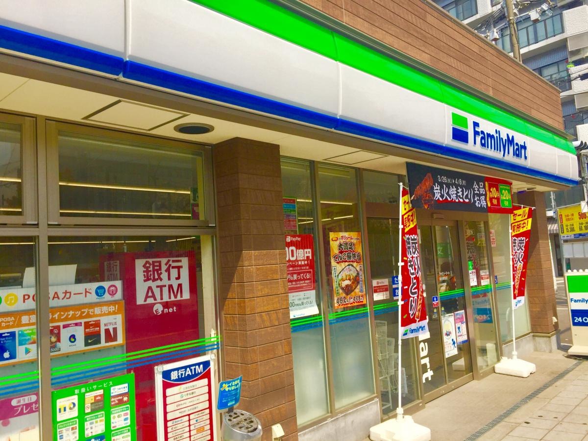 ファミリーマート桃谷駅西店
