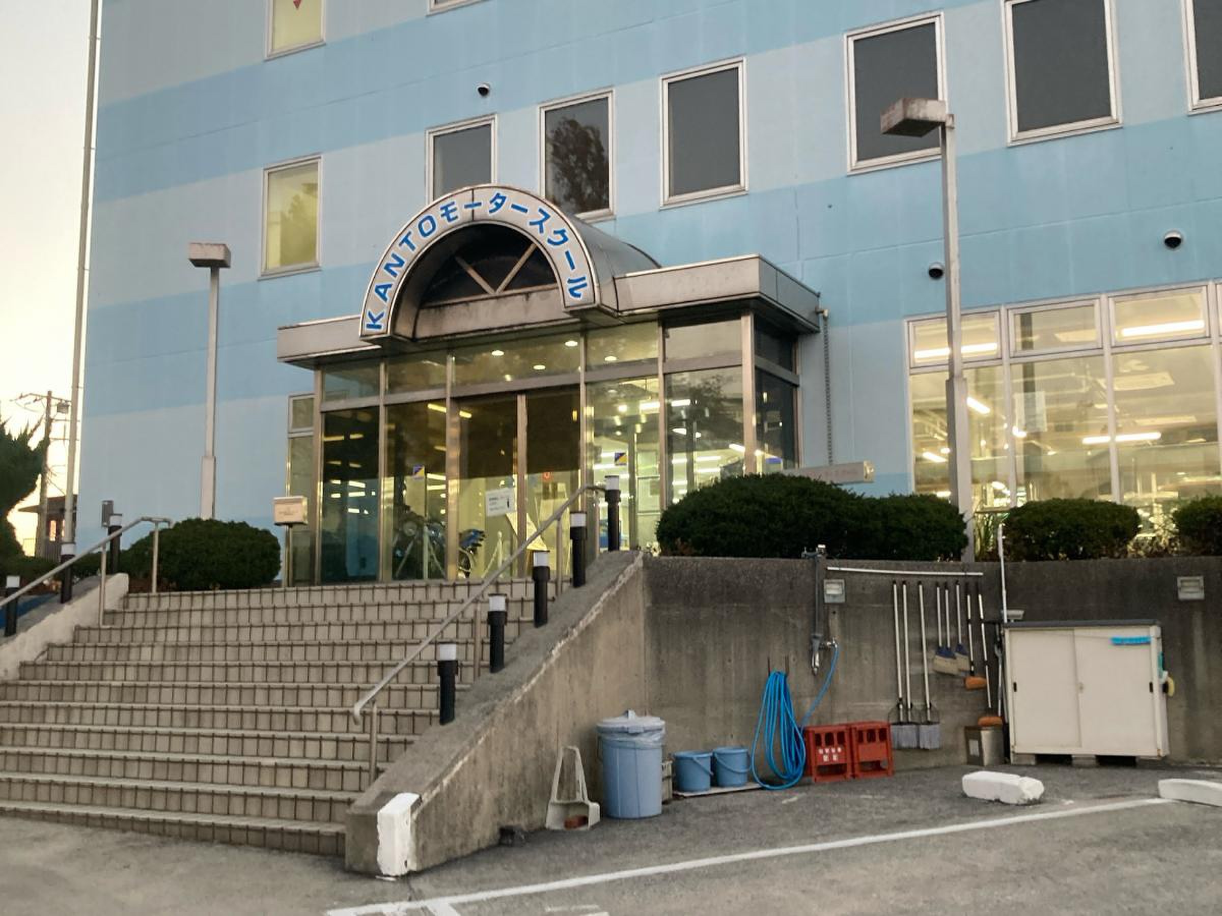 kanto モーター スクール 横浜 西口 校