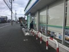 ファミリーマート　津高茶屋店