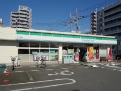 ファミリーマート　厚木恩名店