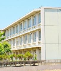 横須賀小学校