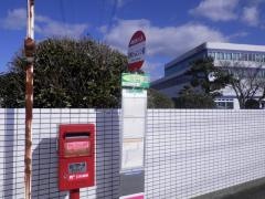「トムソン前」バス停留所