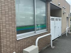 ファミリーマート　箕面萱野店