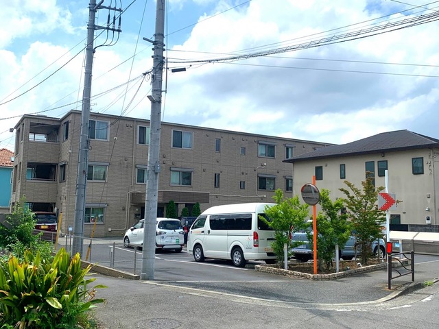 ヒューマンライフケア　宇奈根グループホーム 建物全景