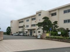 中央小学校