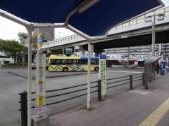 「荒本駅前」バス停留所