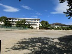 伊勢原市立山王中学校