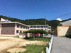 米原市立双葉中学校