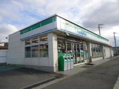 ファミリーマート　枚方大峰元町店