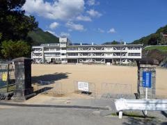 小坂小学校
