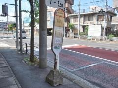 「野川小学校前」バス停留所