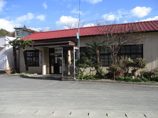 末続駅
