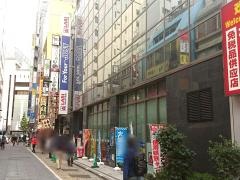 ヤマダ電機　ＬＡＢＩ新宿西口館