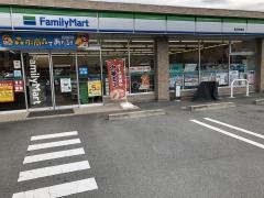 ファミリーマート　鳥羽赤崎店