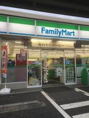 ファミリーマート　浦安若潮通り店
