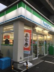 ファミリーマート　浦安若潮通り店