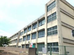 深井西小学校