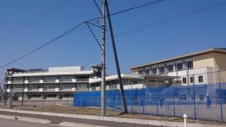 射水市立新湊中学校