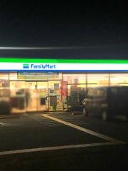 ファミリーマート　郡山下三橋店
