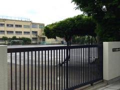 桃園第二小学校