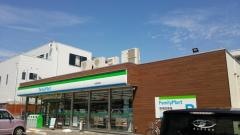 ファミリーマート　海南駅通店
