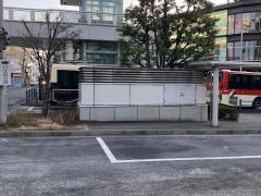 「小田原駅東口」バス停留所