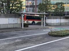 「小田原駅東口」バス停留所