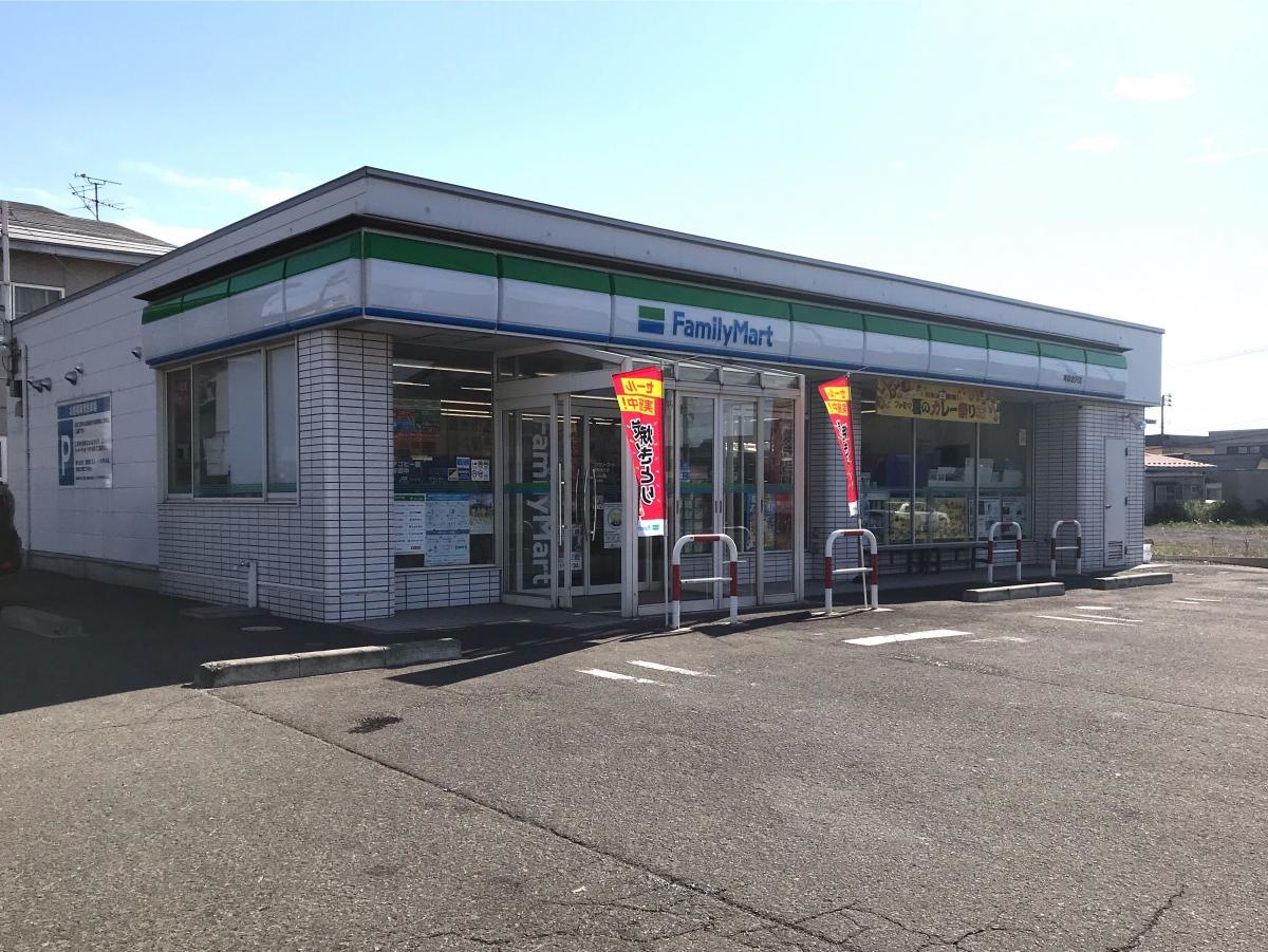 ファミリーマート青森金沢店