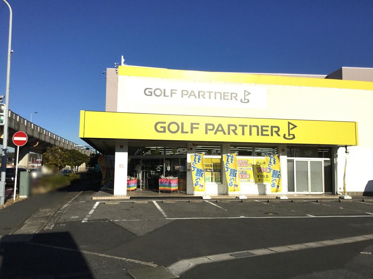 店舗前に駐車場