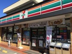 セブンイレブン　韮崎東店