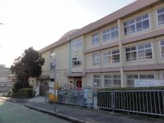 多聞台小学校