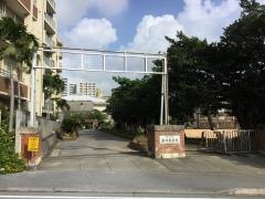 浦添市立港川中学校