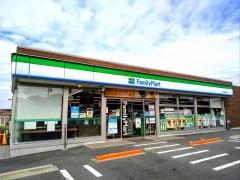 ファミリーマート　守山小島町店