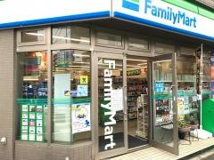 ファミリーマート　横浜吉野町店