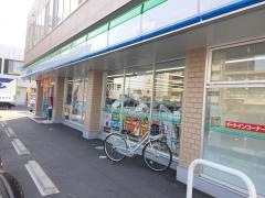 ファミリーマート　岡山問屋町店