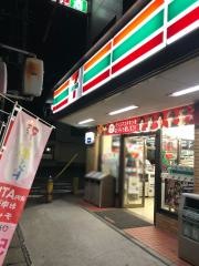 セブンイレブン　川崎神地店