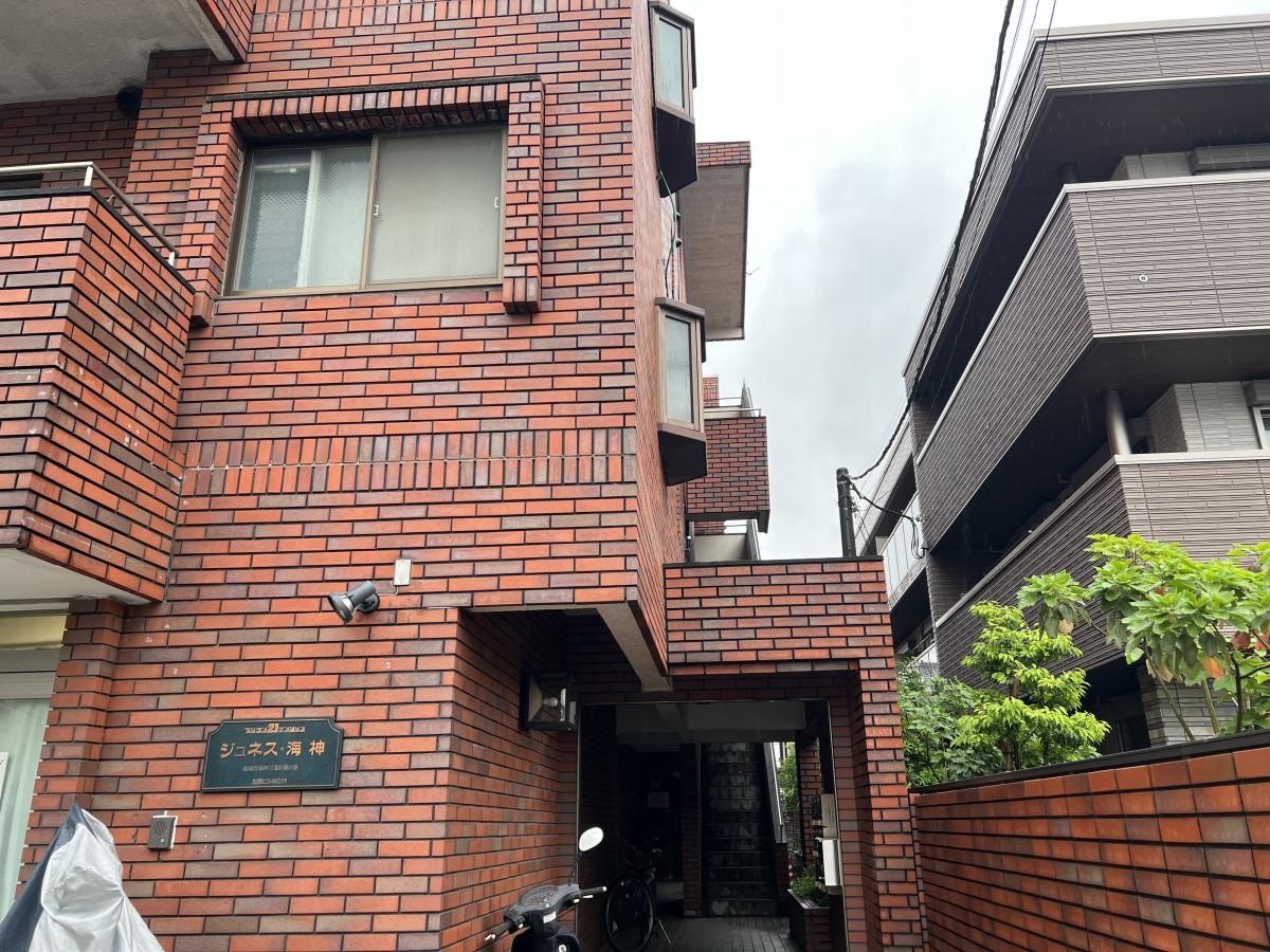 施設の外観の様子を撮影しました